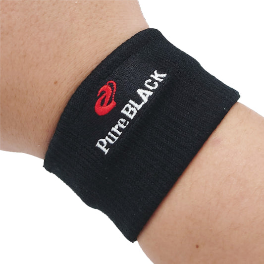 PureBLACリストバンドー着用イメージ